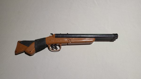 IMITATION WEAPONS - Imagen 7